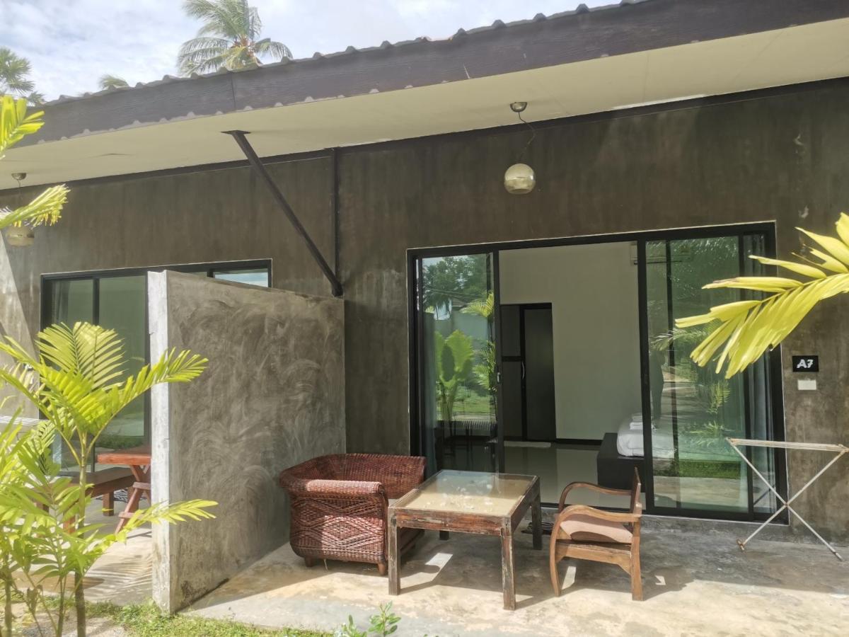 Отель Natai House Экстерьер фото