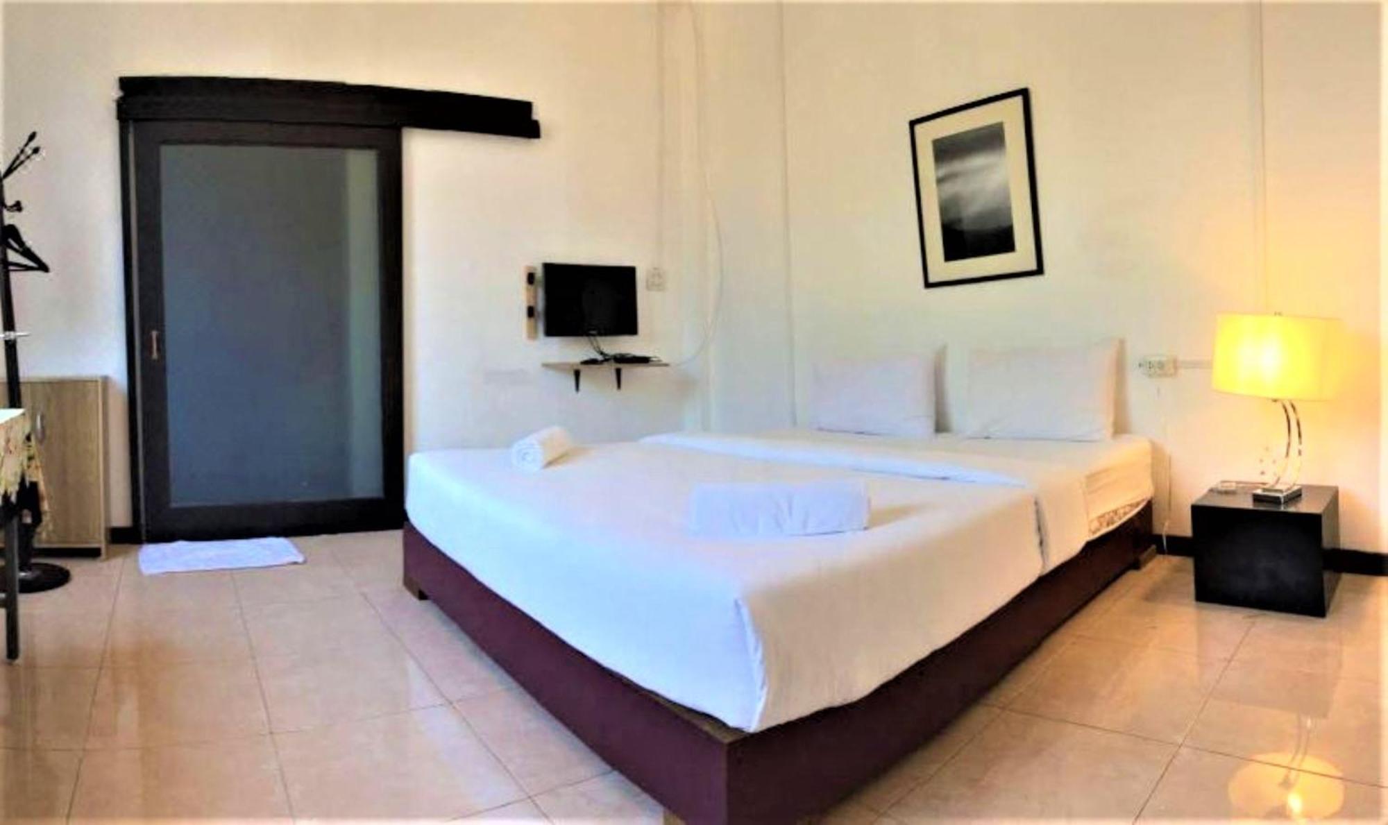 Отель Natai House Экстерьер фото